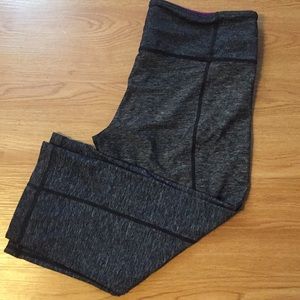 Lululemon Capri yoga pants grey